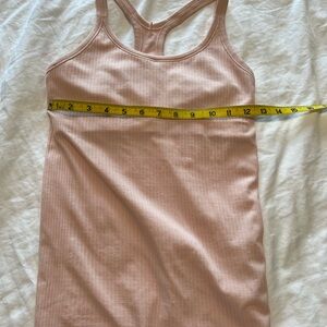 Lululemon ribbed tank - size 4?